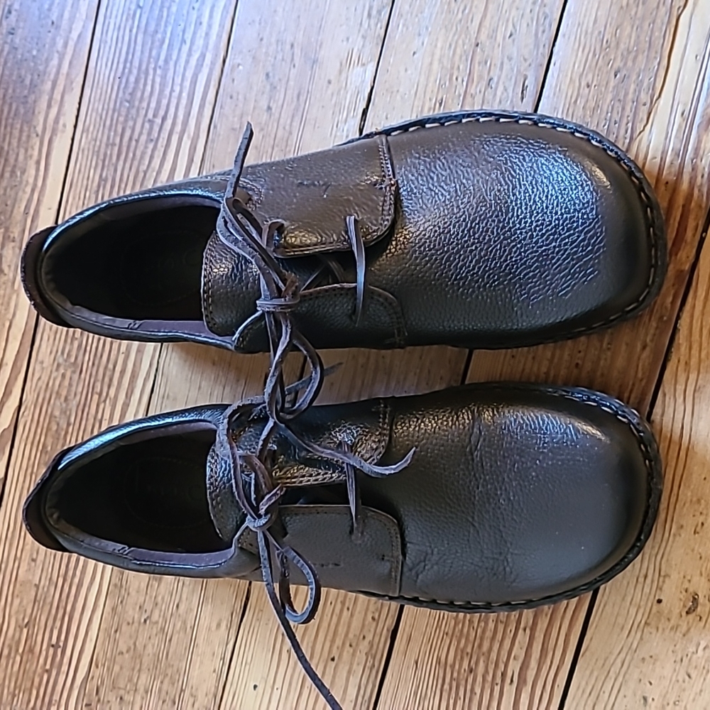B.O.C. Born Women's Dark Brown Oxford Lace-Up Shoes Size 10/42 Leather